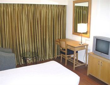 Hotel Rukmini Riviera Hyderabad Exterior foto